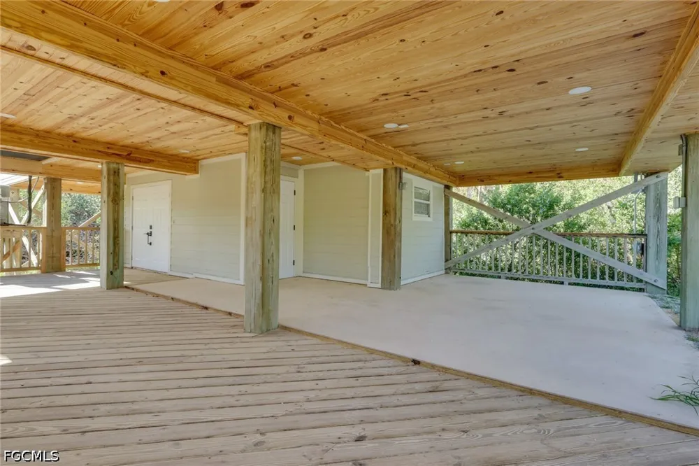 Gulf Pines Drive Sanibel, FL 33957