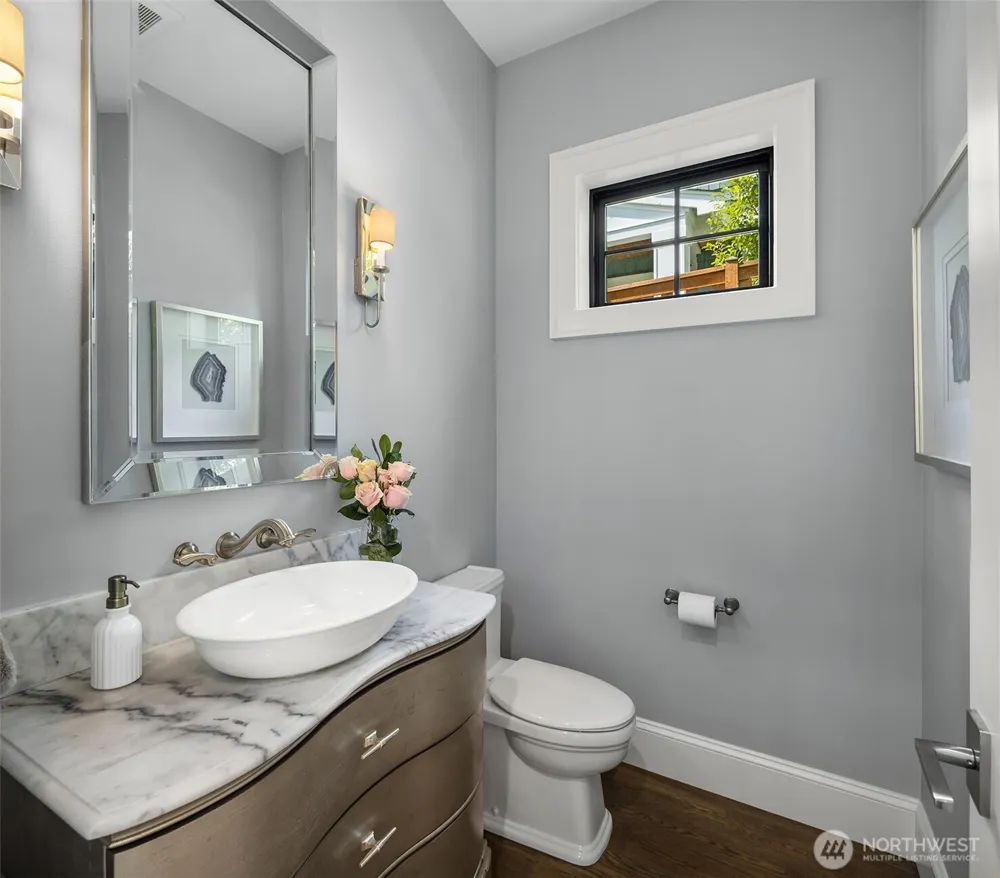 908 1st Street Kirkland, WA 98033
