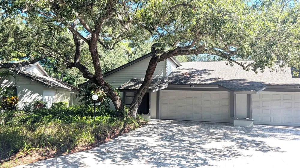 4615 OAK FOREST DRIVE E #22 Sarasota, FL 34231