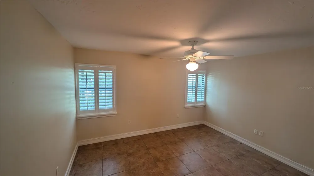 4615 OAK FOREST DRIVE E #22 Sarasota, FL 34231