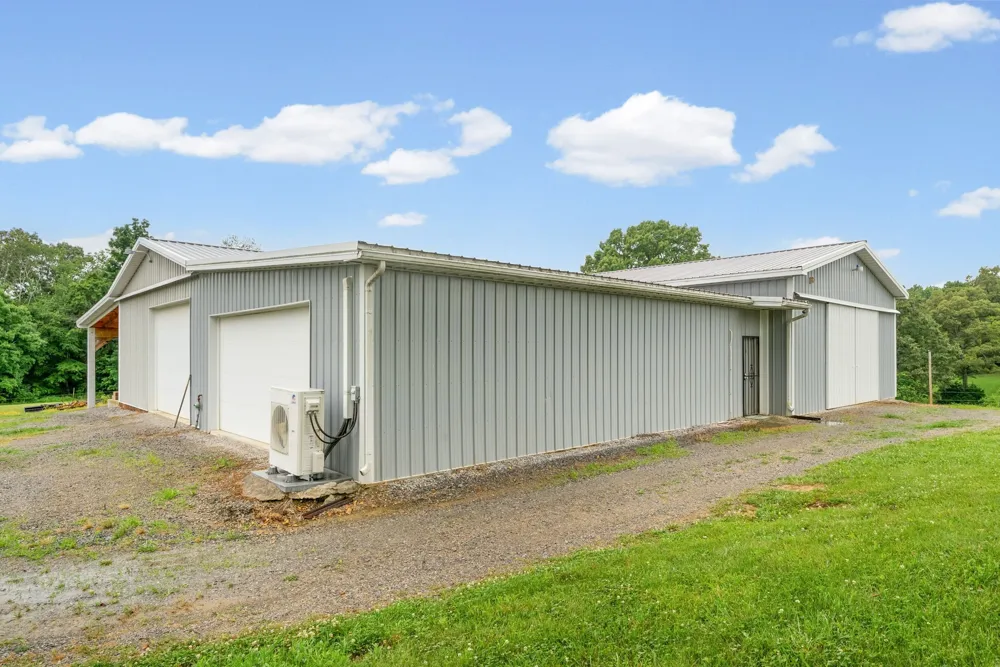 1855 Kings Chapel Rd Cadiz, KY 42211