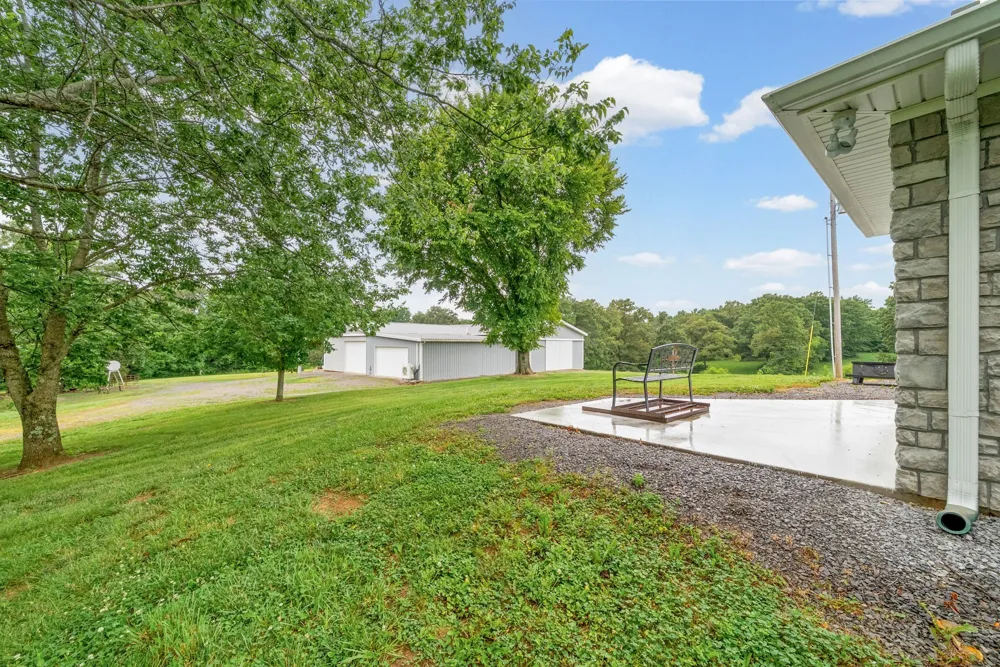 1855 Kings Chapel Rd Cadiz, KY 42211