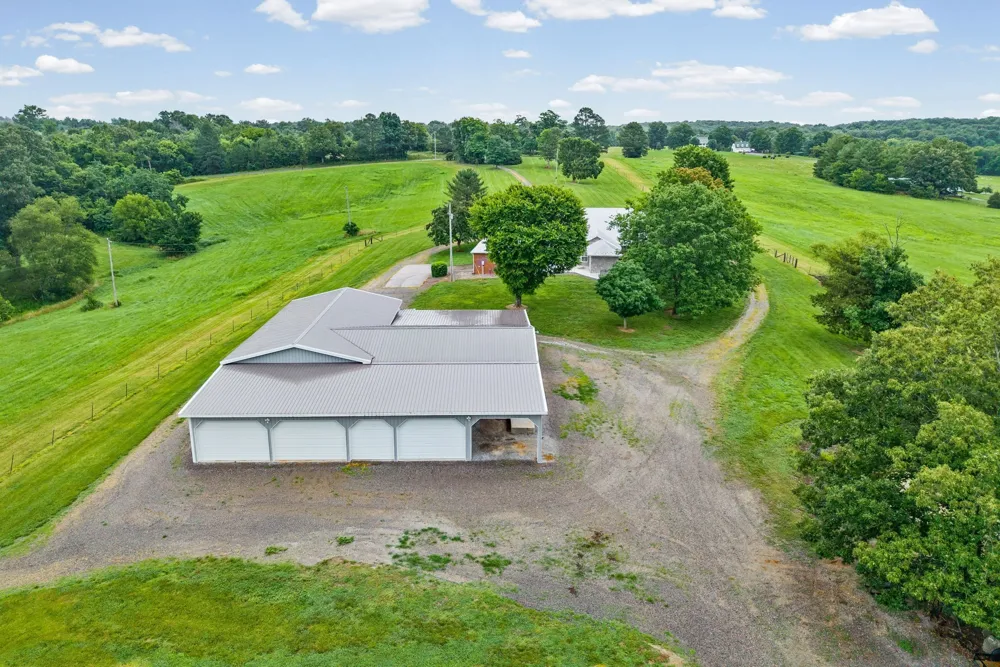 1855 Kings Chapel Rd Cadiz, KY 42211