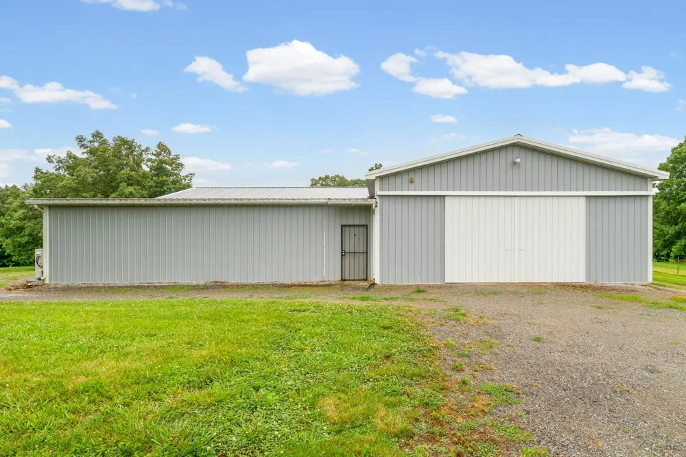 1855 Kings Chapel Rd Cadiz, KY 42211