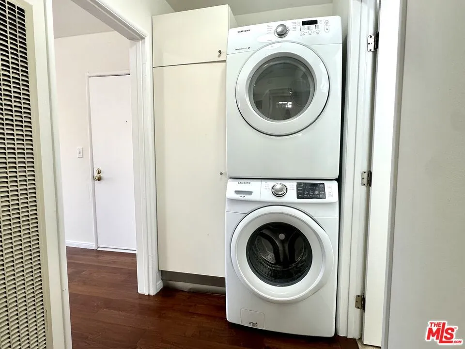 917 Cedar Street #2 Inglewood, CA 90302