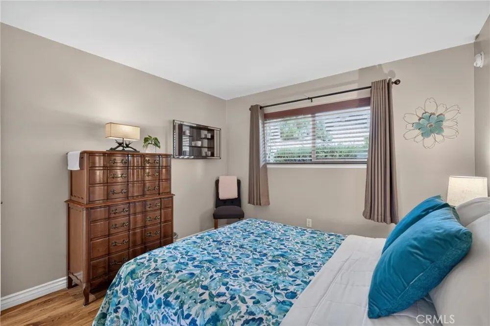 111 E Palmdale Orange, CA 92865