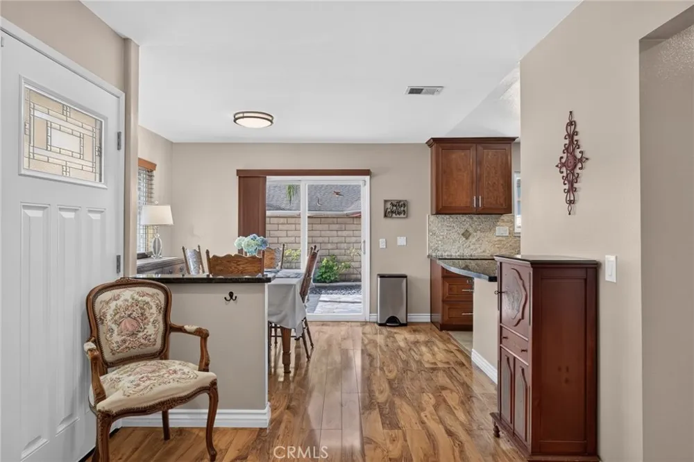 111 E Palmdale Orange, CA 92865