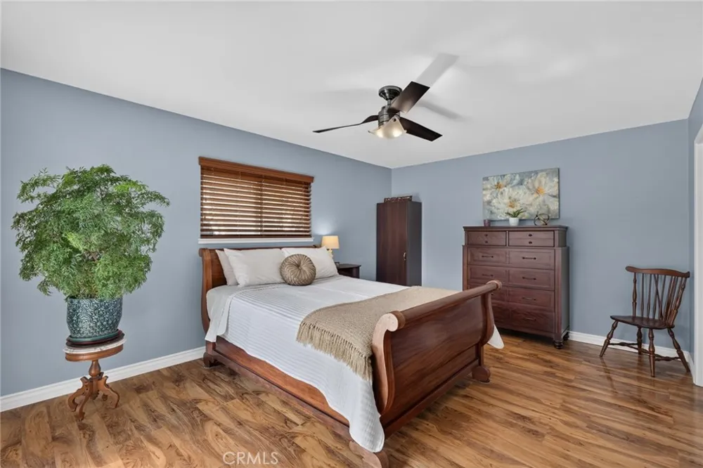 111 E Palmdale Orange, CA 92865