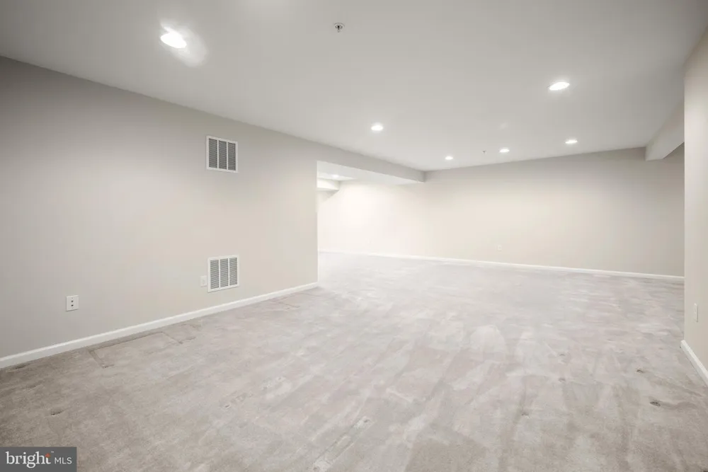 8031 WHITE JASMINE COURT #114 Ellicott City, MD 21043