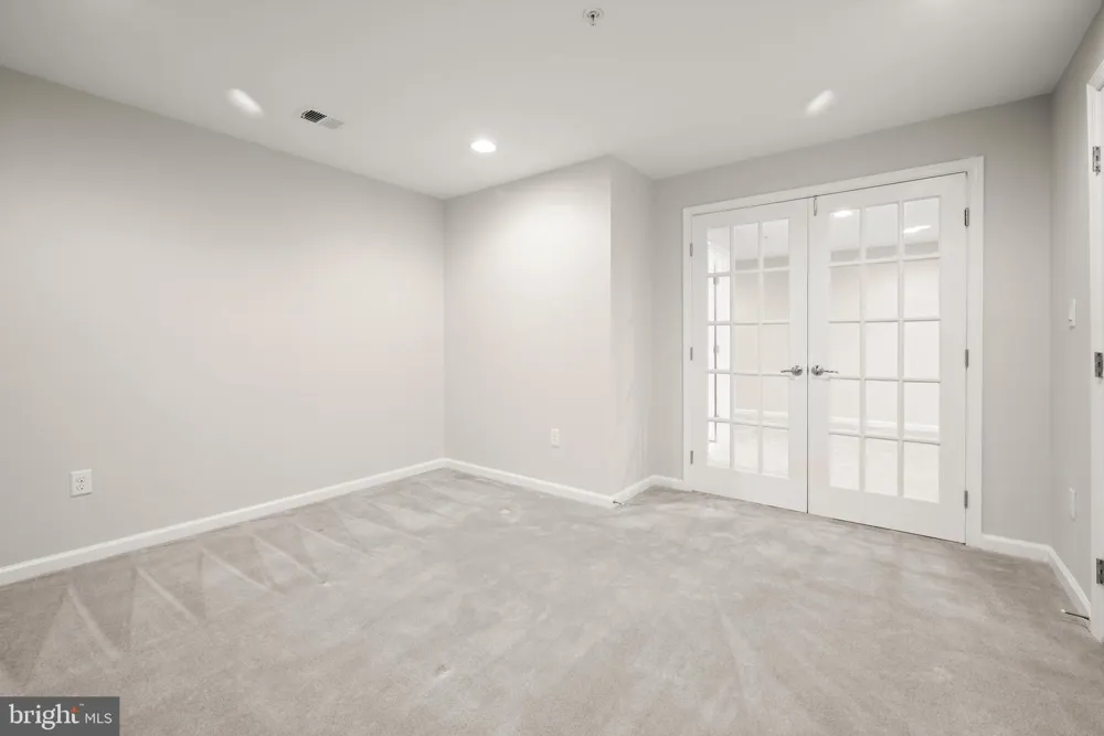 8031 WHITE JASMINE COURT #114 Ellicott City, MD 21043