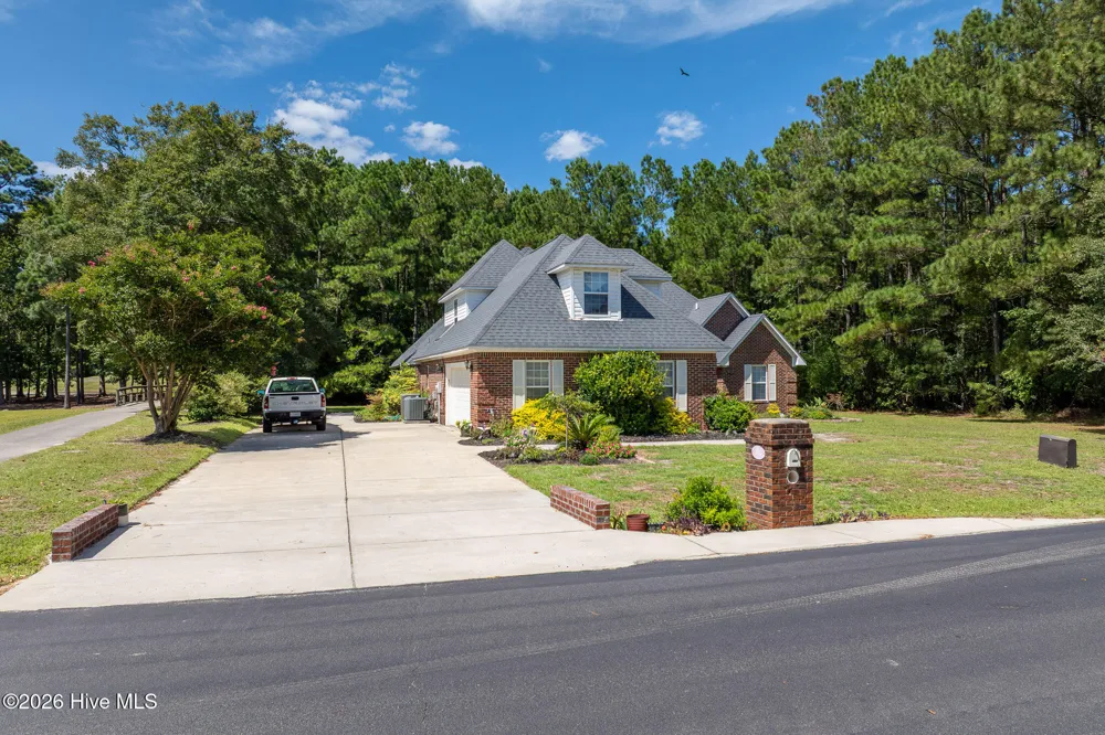 505 Seascape Drive Sneads Ferry, NC 28460