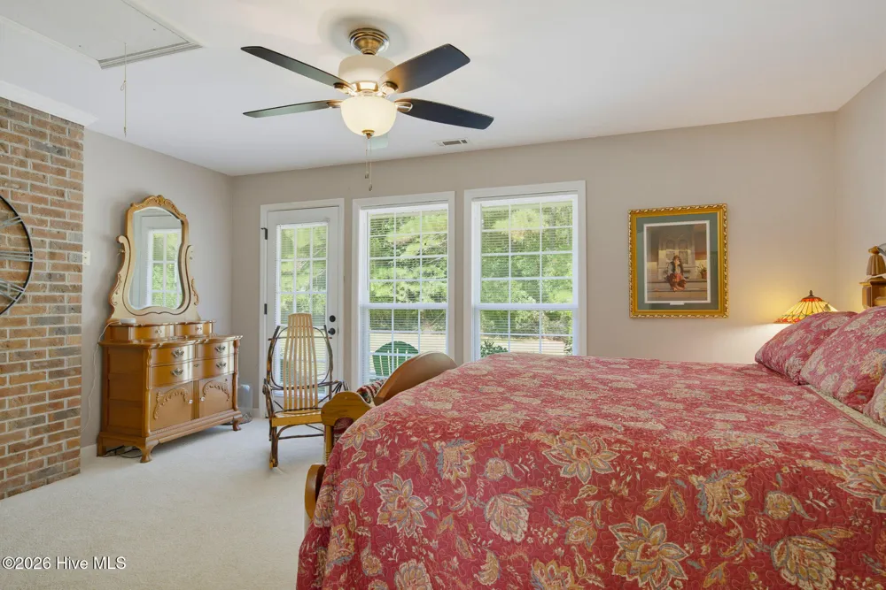 505 Seascape Drive Sneads Ferry, NC 28460