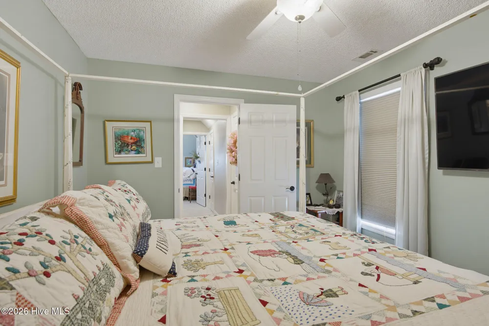 505 Seascape Drive Sneads Ferry, NC 28460