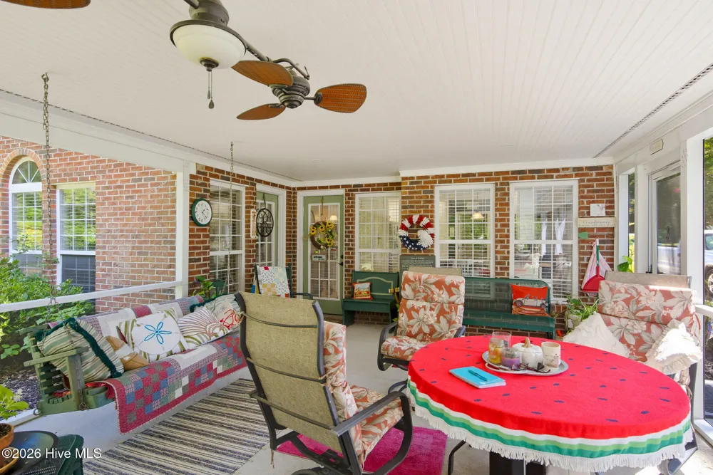 505 Seascape Drive Sneads Ferry, NC 28460