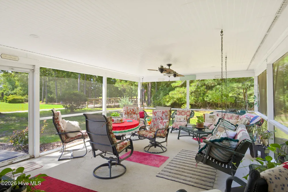 505 Seascape Drive Sneads Ferry, NC 28460
