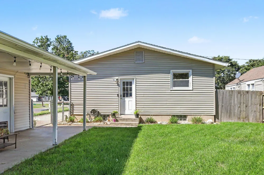 3720 Flamingo Avenue SW Wyoming, MI 49509
