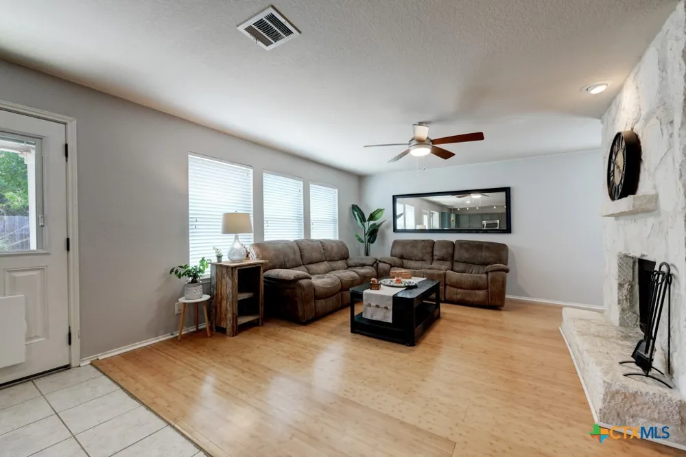 2377 Carson Loop New Braunfels, TX 78130