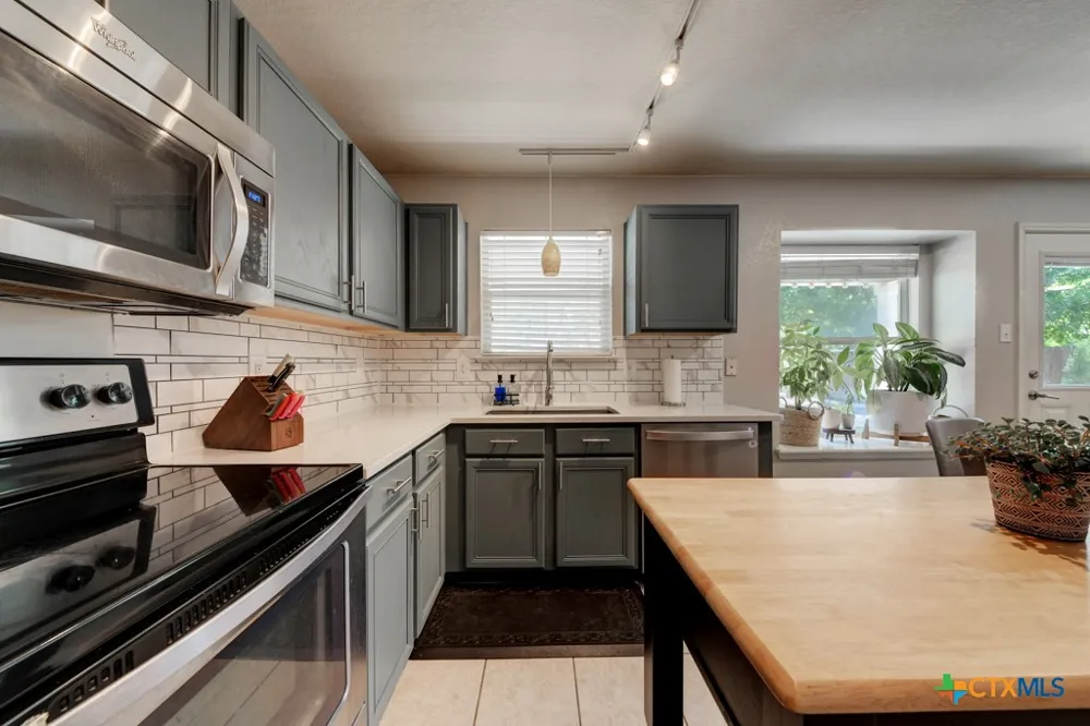 2377 Carson Loop New Braunfels, TX 78130