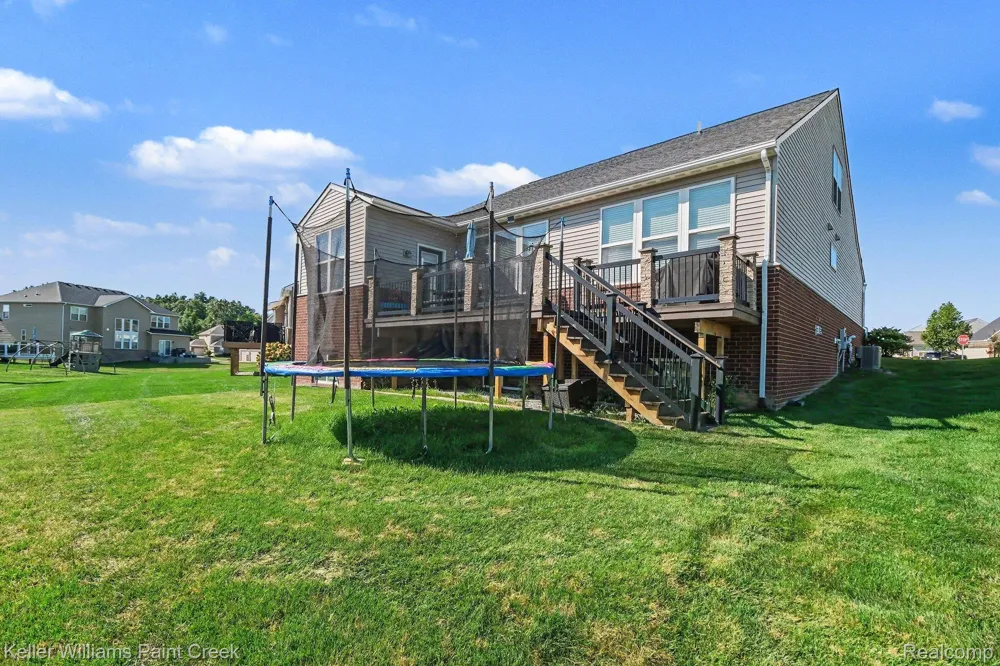 1270 Lark Street Orion Charter Township, MI 48360