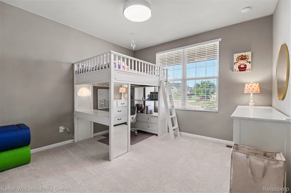 1270 Lark Street Orion Charter Township, MI 48360
