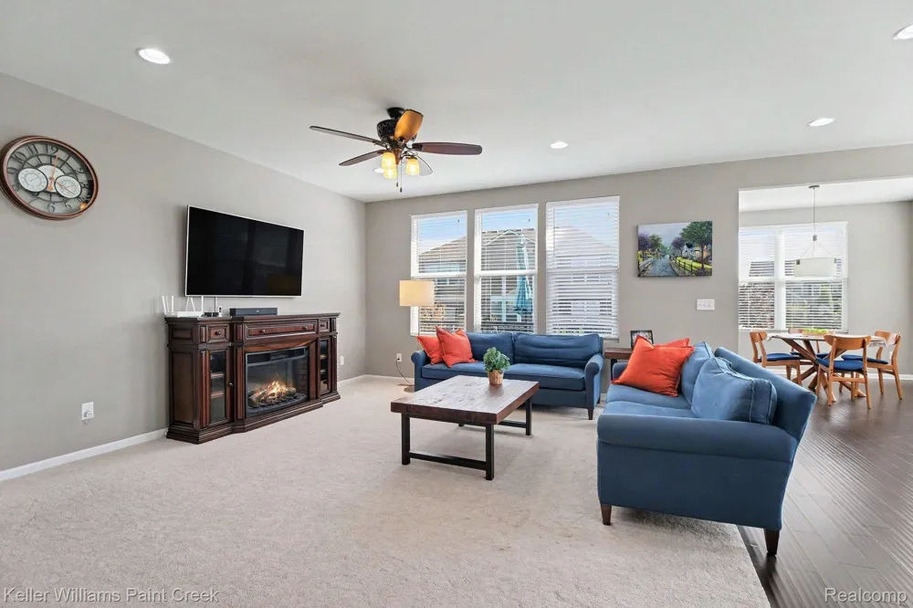 1270 Lark Street Orion Charter Township, MI 48360