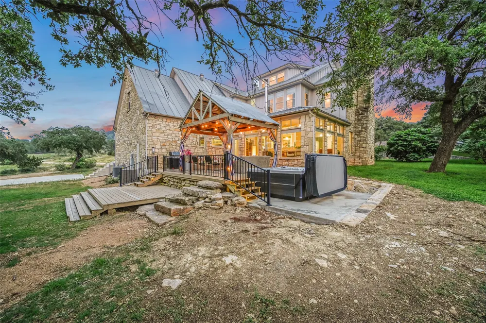 1174 ROYAL EAGLE DRIVE Fischer, TX 78623