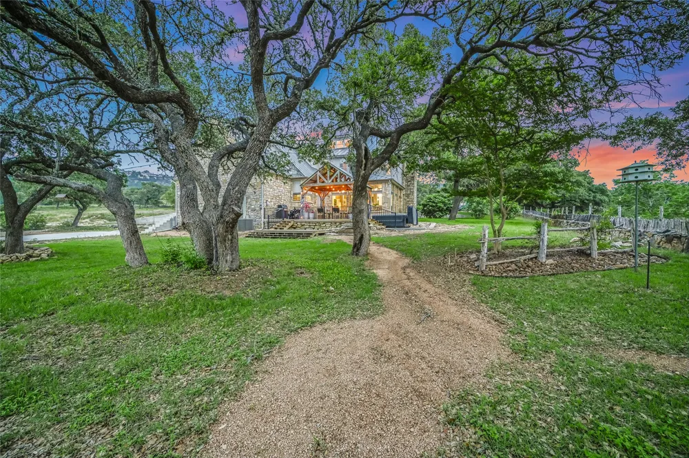 1174 ROYAL EAGLE DRIVE Fischer, TX 78623