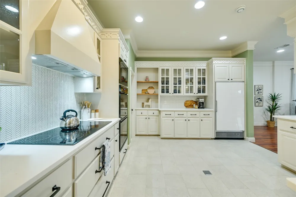 1174 ROYAL EAGLE DRIVE Fischer, TX 78623