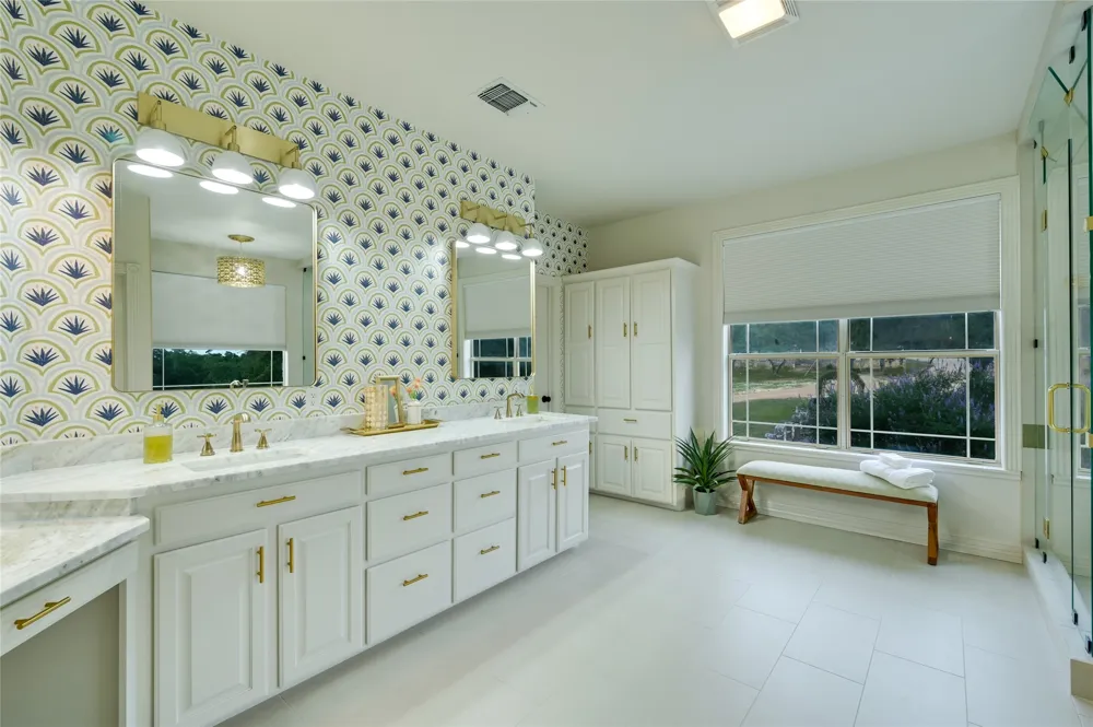 1174 ROYAL EAGLE DRIVE Fischer, TX 78623