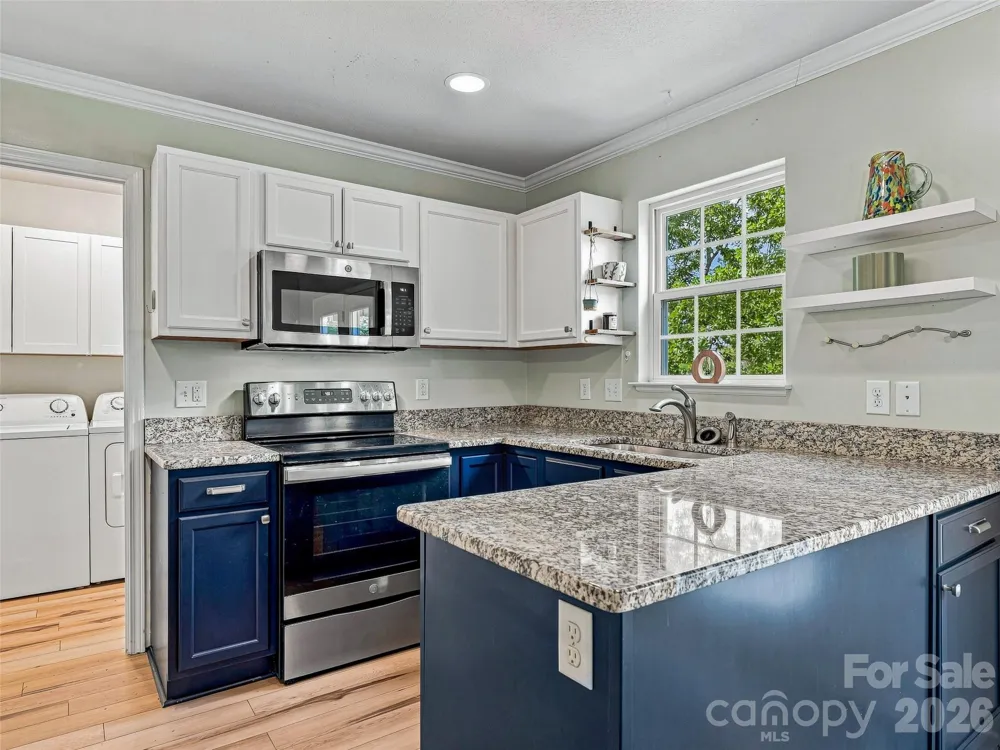 143 Alpine Ridge Drive Asheville, NC 28803