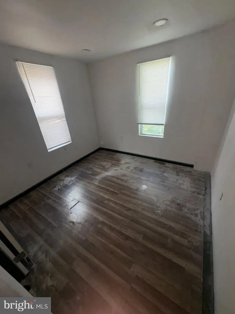 5527 CROWSON STREET Philadelphia, PA 19144