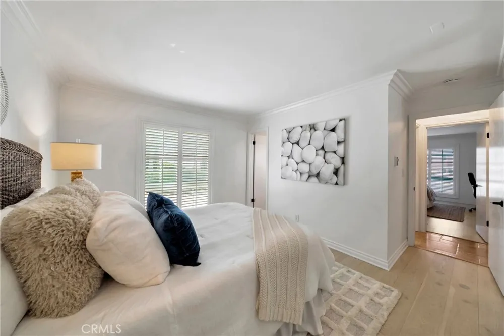 300 Cagney Lane #101 Newport Beach, CA 92663