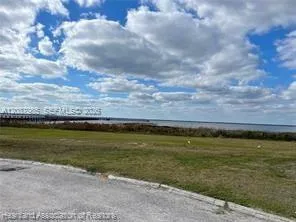 Oleander Drive Lake Wales, FL 33898