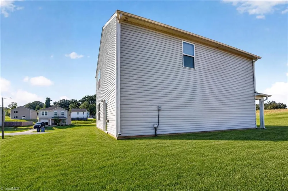806 Fox Laurel Court Asheboro, NC 27205