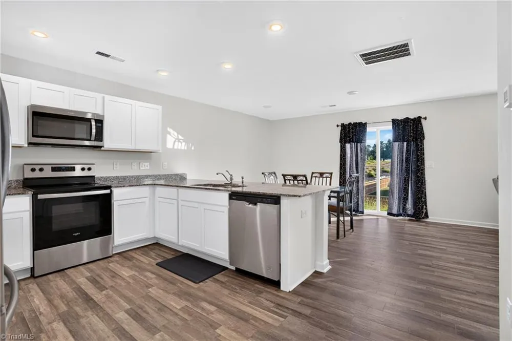 806 Fox Laurel Court Asheboro, NC 27205