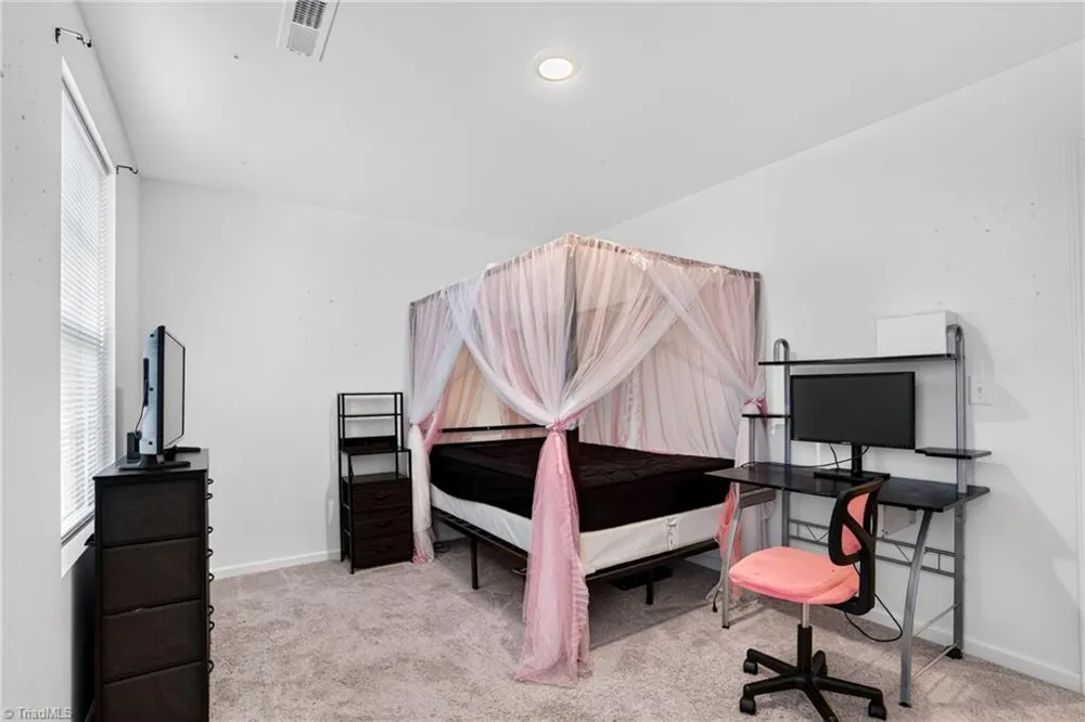 806 Fox Laurel Court Asheboro, NC 27205
