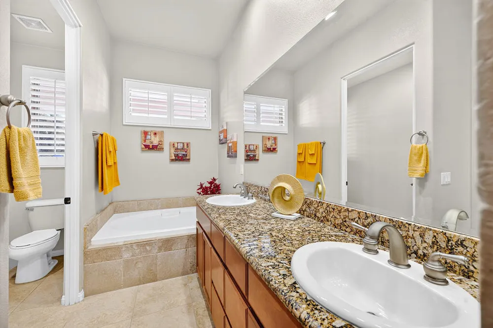 1707 Via San Martino Palm Desert, CA 92260