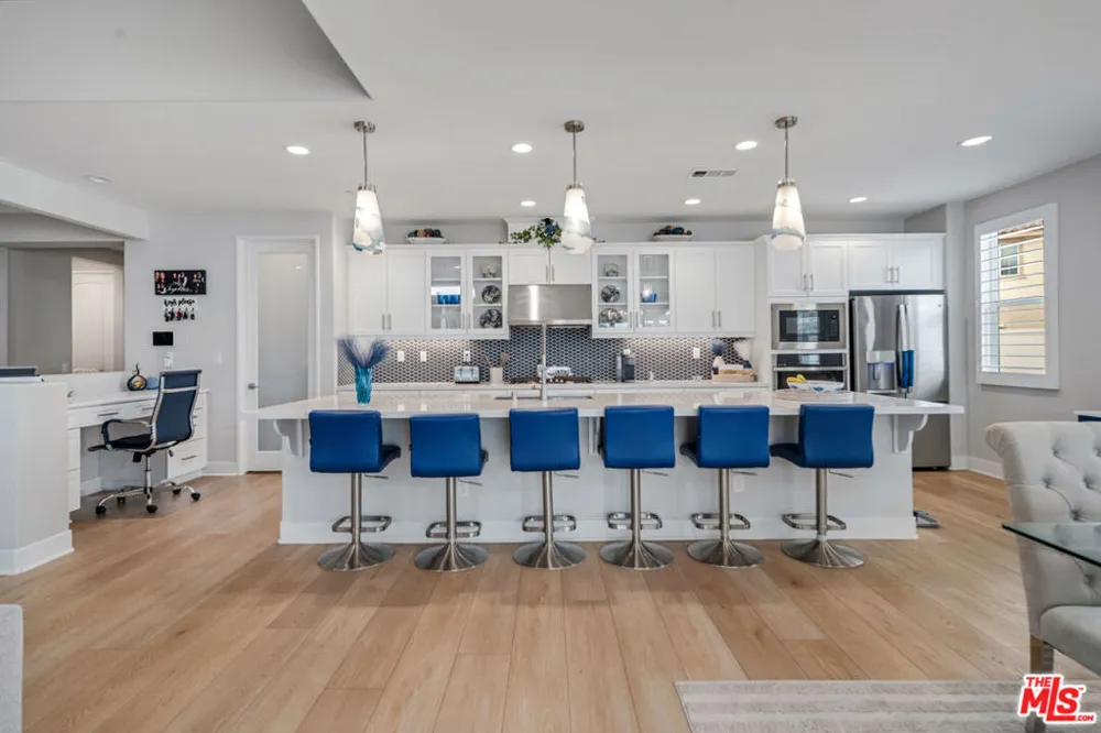 39142 Cocobola Court Palmdale, CA 93551