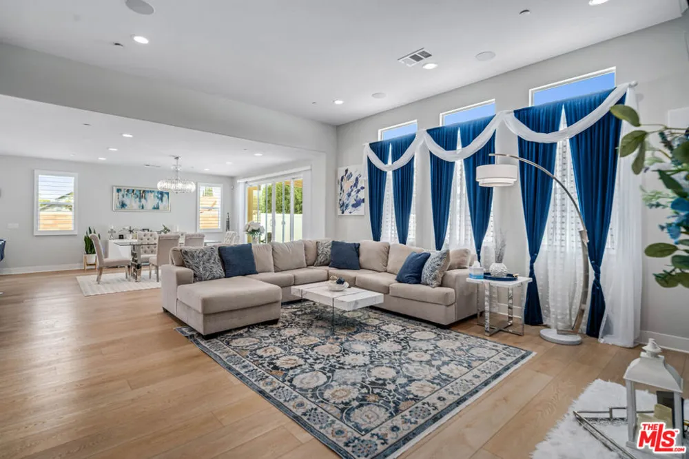 39142 Cocobola Court Palmdale, CA 93551
