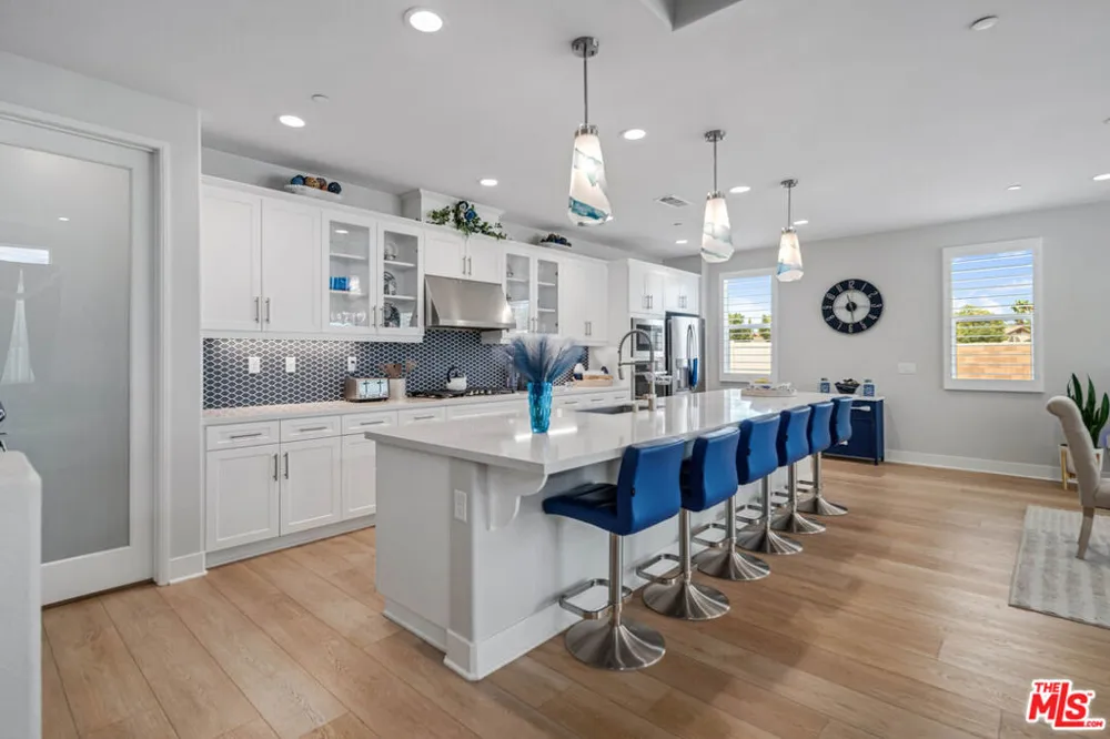 39142 Cocobola Court Palmdale, CA 93551