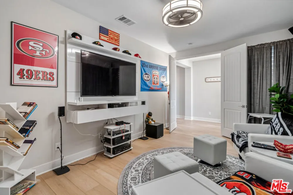 39142 Cocobola Court Palmdale, CA 93551