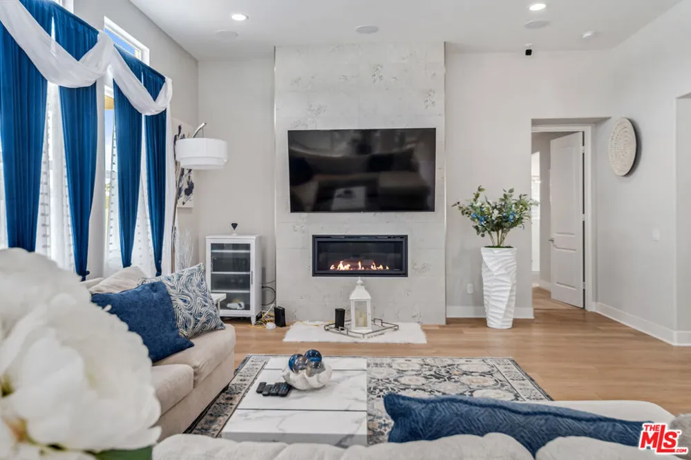 39142 Cocobola Court Palmdale, CA 93551