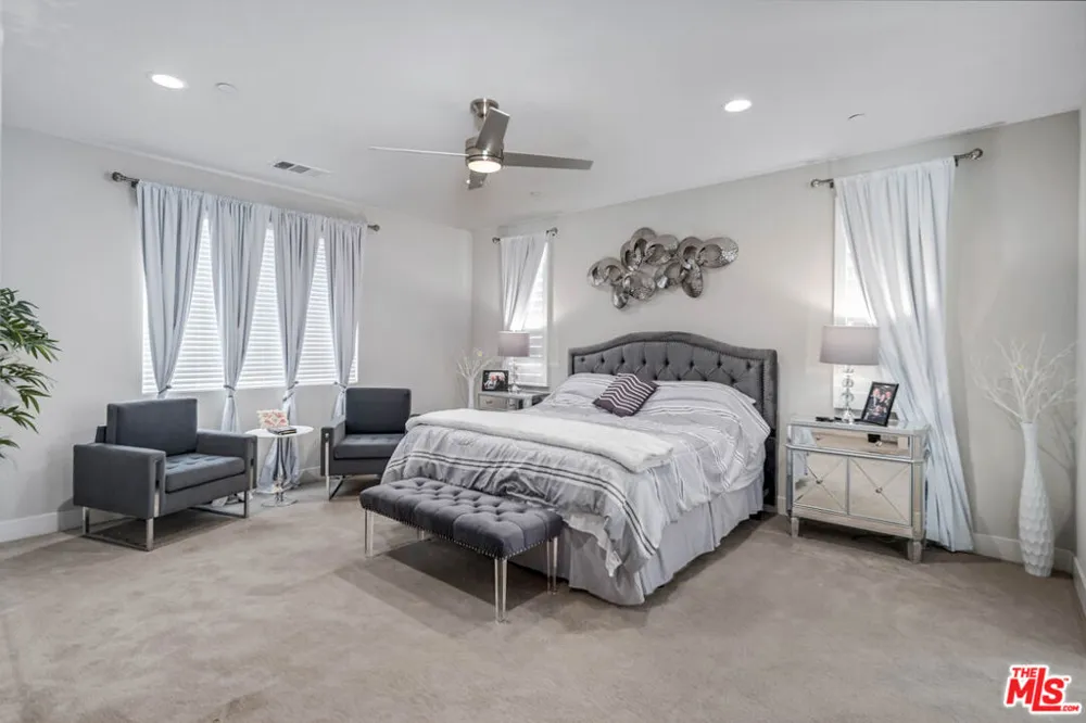 39142 Cocobola Court Palmdale, CA 93551