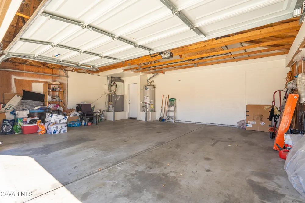 37519 Rose Street Palmdale, CA 93552