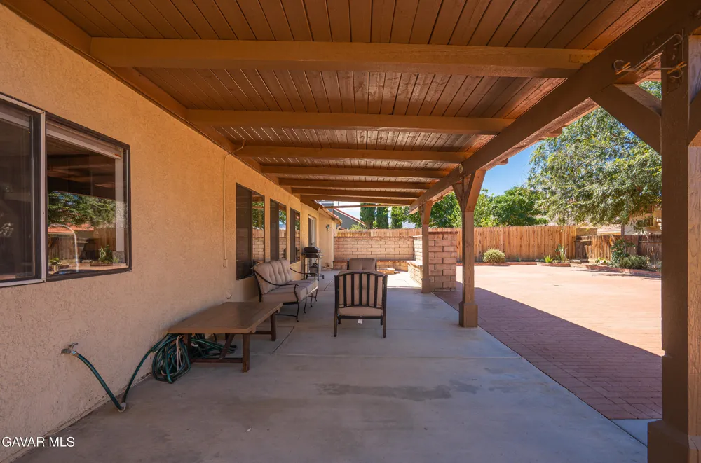 37519 Rose Street Palmdale, CA 93552