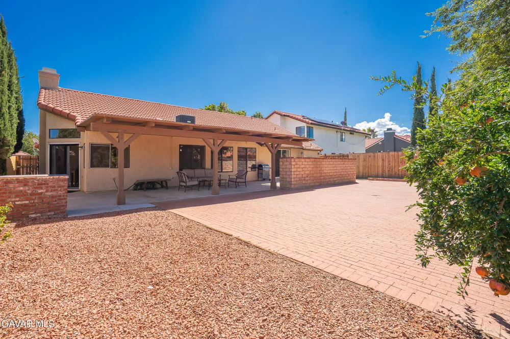 37519 Rose Street Palmdale, CA 93552