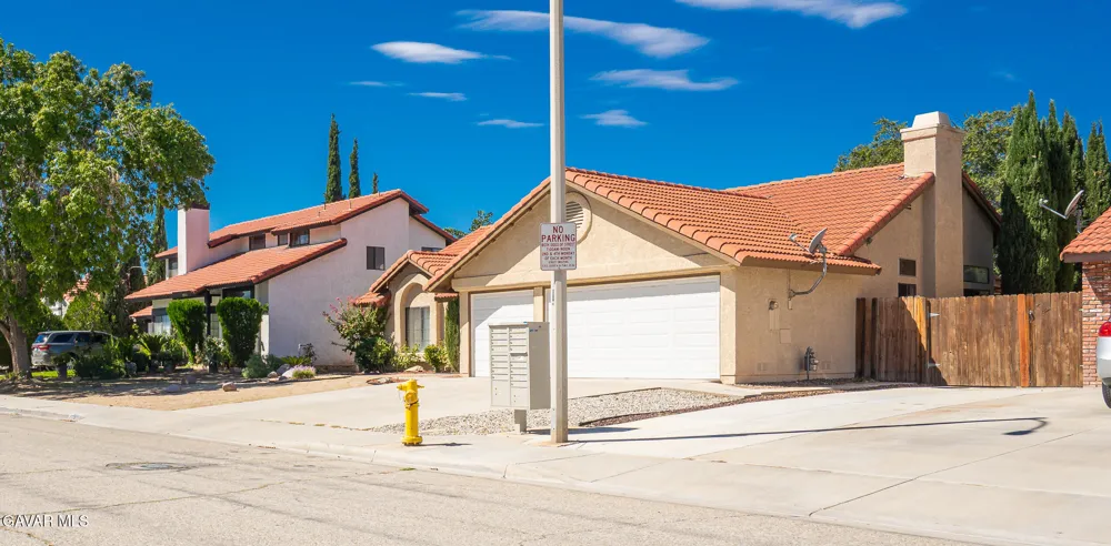 37519 Rose Street Palmdale, CA 93552