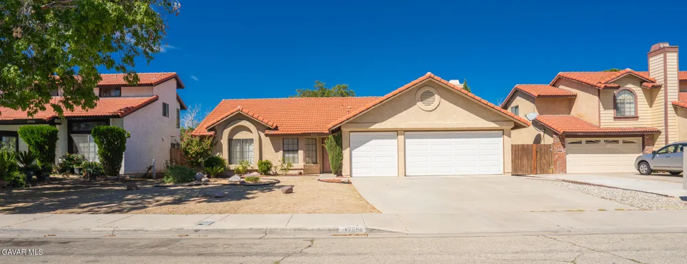 37519 Rose Street Palmdale, CA 93552