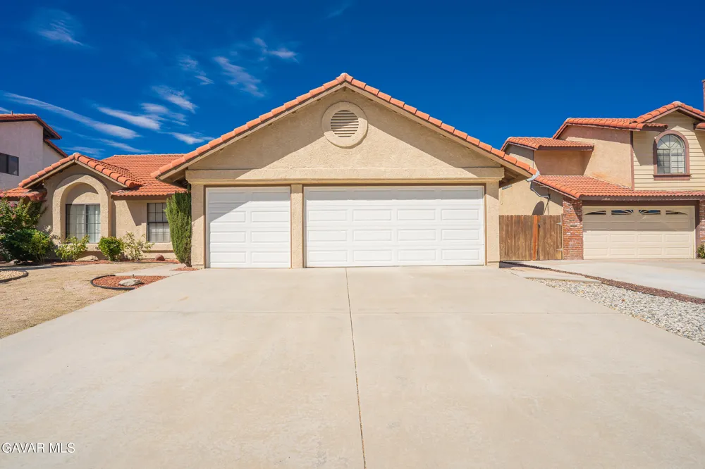 37519 Rose Street Palmdale, CA 93552