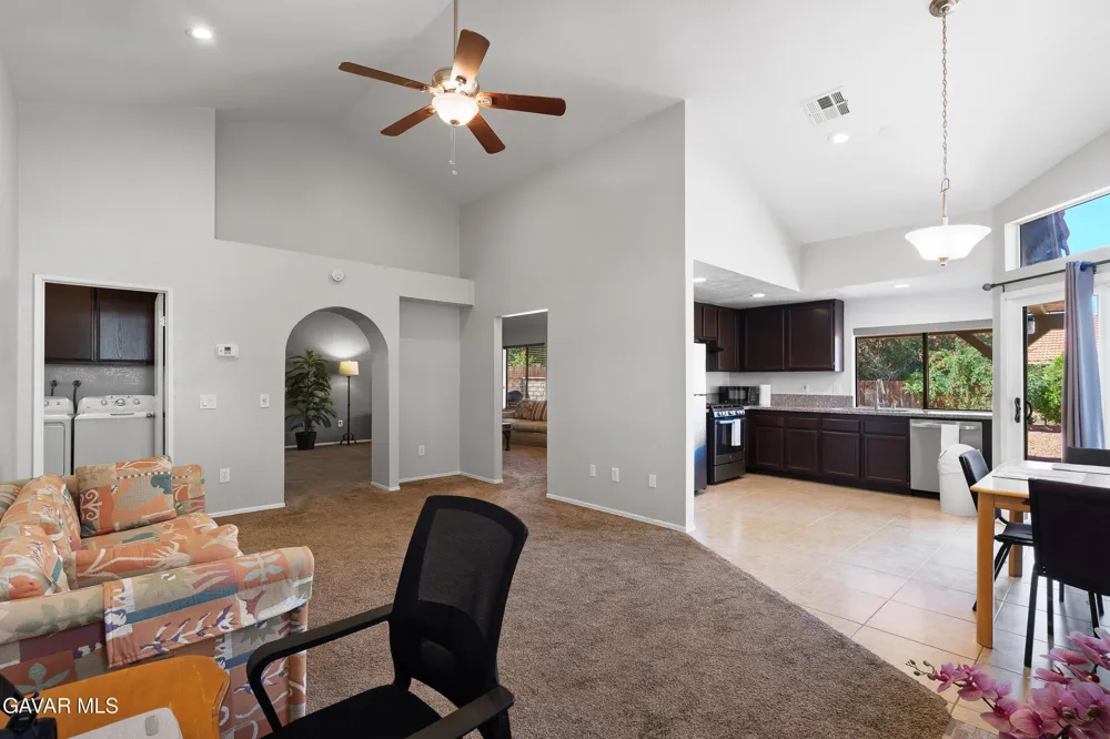 37519 Rose Street Palmdale, CA 93552